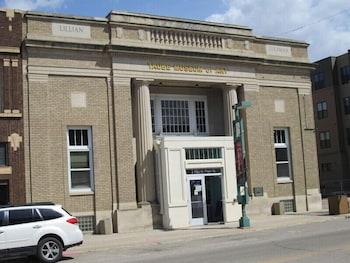Hampton & Hotel Minot