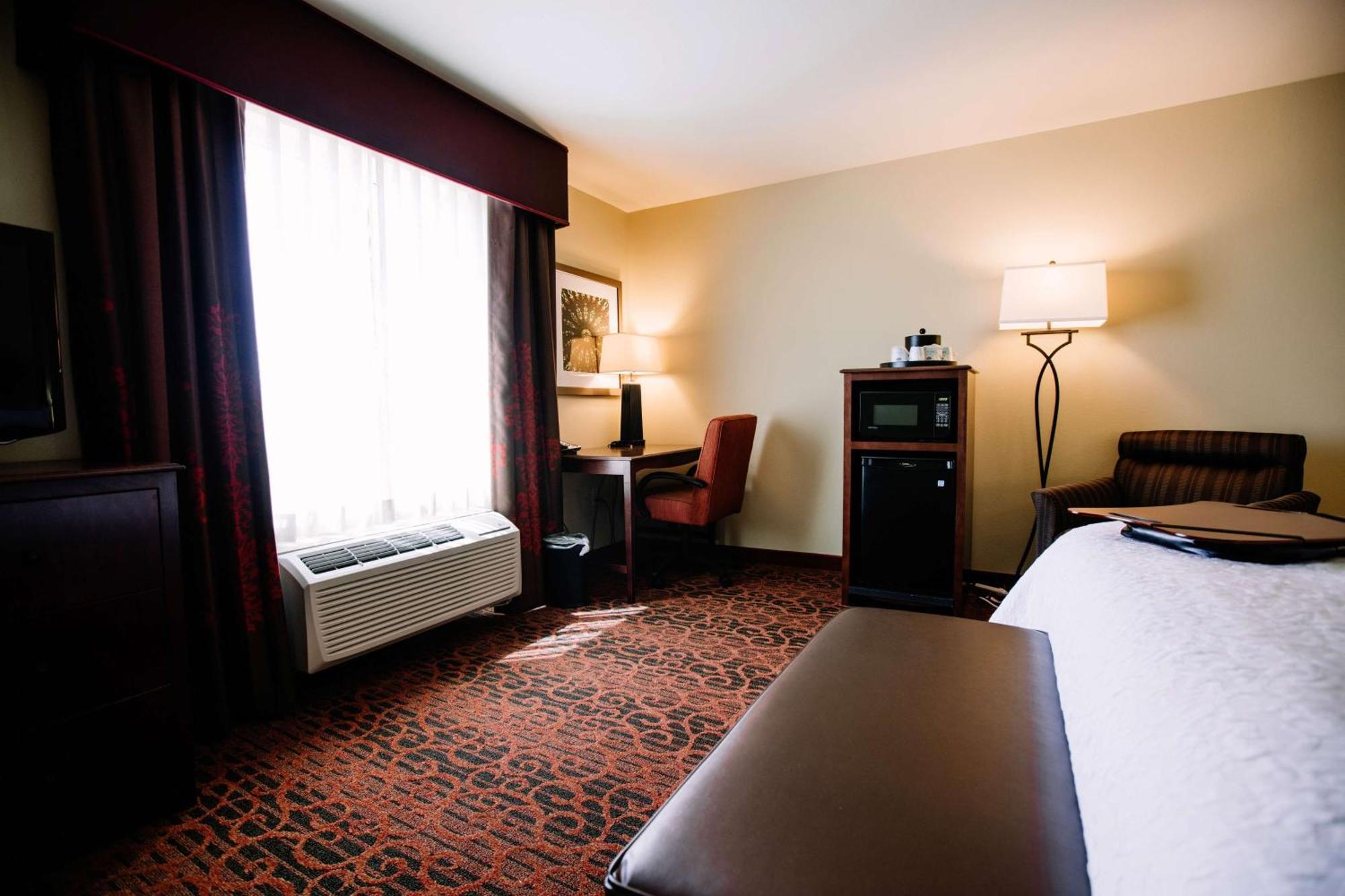 Hotel Hampton &